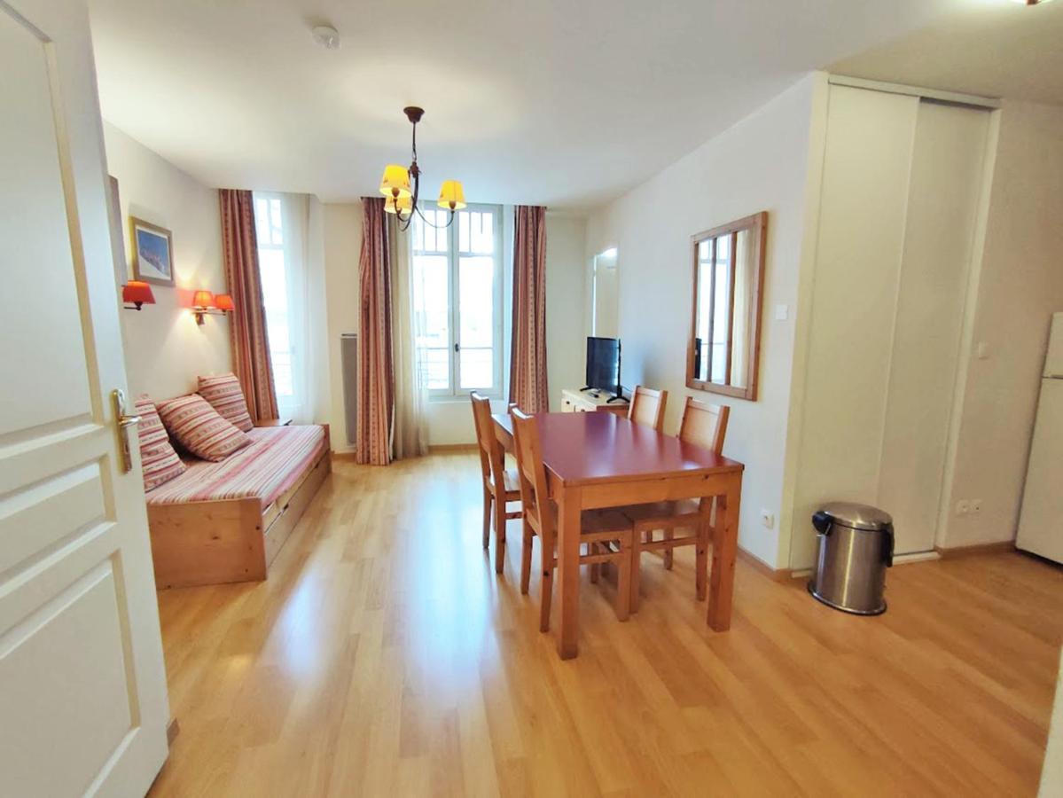Evasion, T3, Centre Luchon, Wifi, Casier A Skis, Ascenseur, 6 Personnes Bagnères-de-Luchon Esterno foto